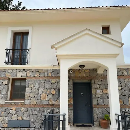 Orka Village 6. 3 Bedroom Ferienhaus *